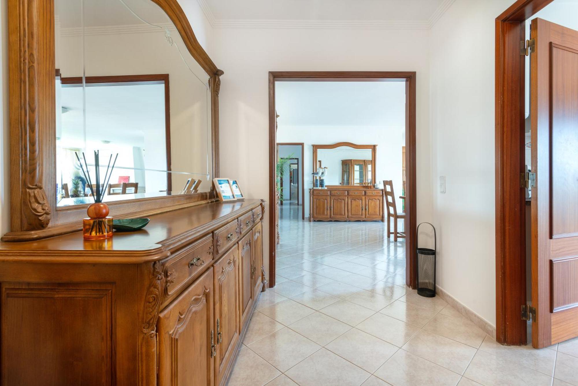 Bnb Homes Luxurious Apartment With 2 Bedrooms, Swimming Pool & Patio Albufeira Bagian luar foto