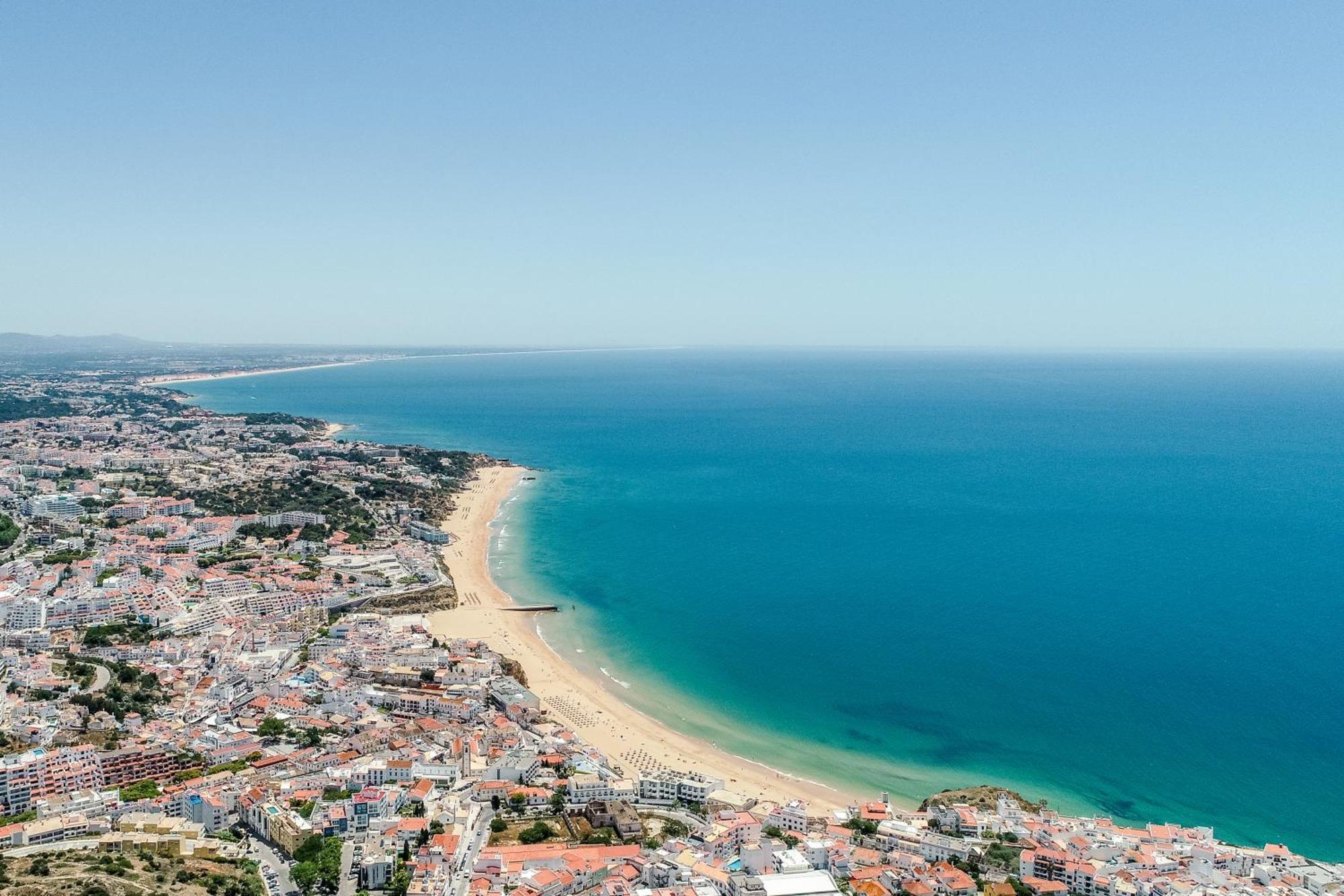 Bnb Homes Luxurious Apartment With 2 Bedrooms, Swimming Pool & Patio Albufeira Bagian luar foto